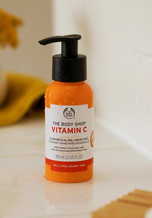 نبي تكتوني التوصيل  Shop Vitamin C Glow Revealing Liquid Peel online | The Body Shop